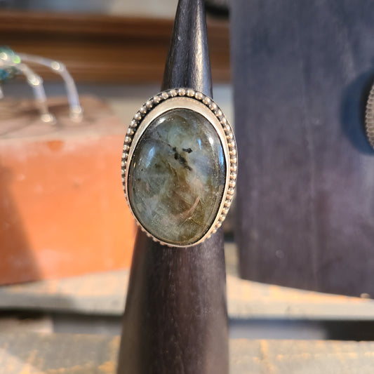 Labradorite with Beaded Silver Rope Ring
